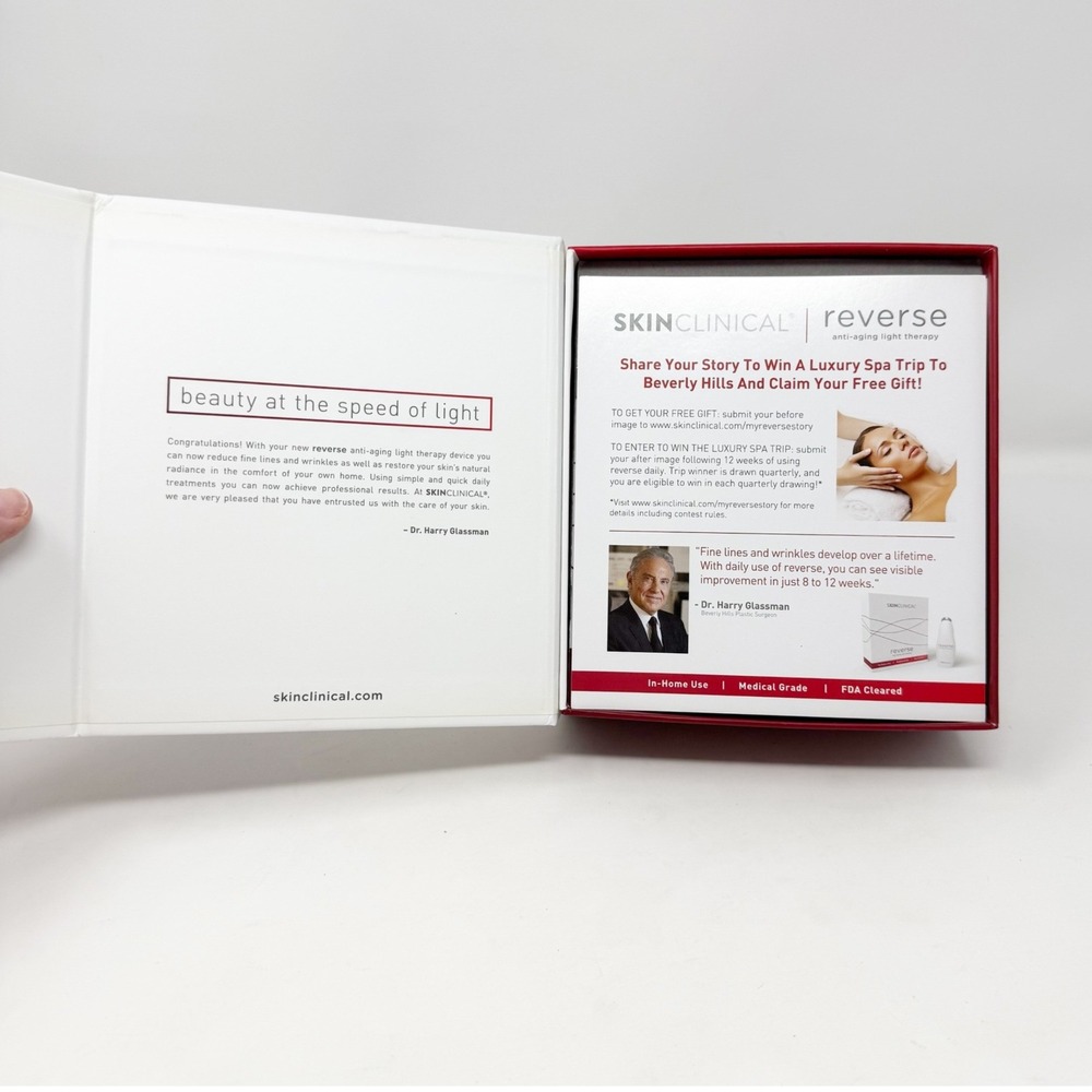 SKINCLINICAL Reverse Anti-Aging Light Therapy‎ In-Home Use - Picture 3 of 6
